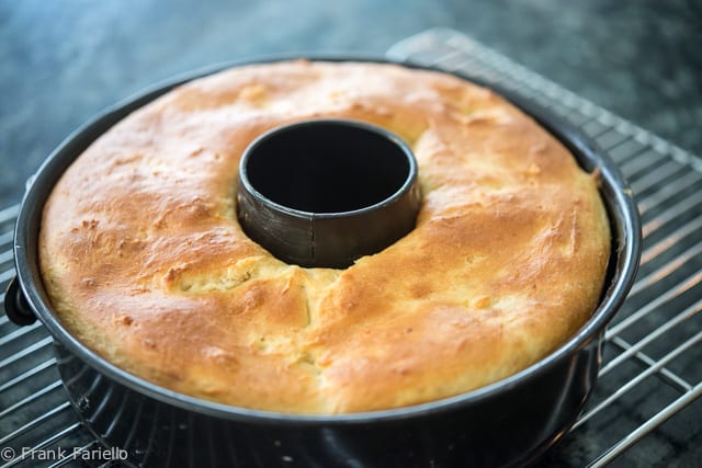 Babà al rum (Neapolitan Rum Cake) - Memorie di Angelina