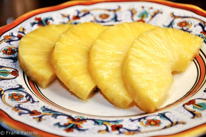 Ananas alla sambuca