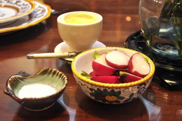 Radishes with Butter and Salt