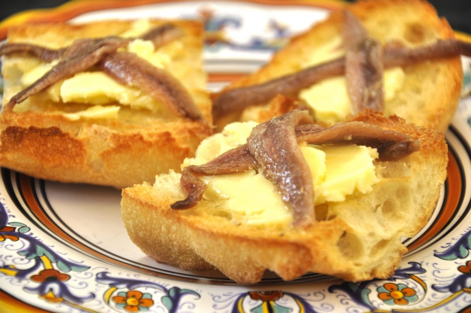 Pane burro e alici (Butter and Anchovies on Bread)