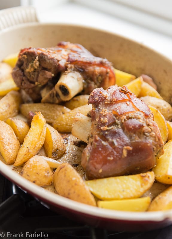 Stinco Di Maiale Al Forno Con Patate (Oven-Roasted Pork Hock And ...