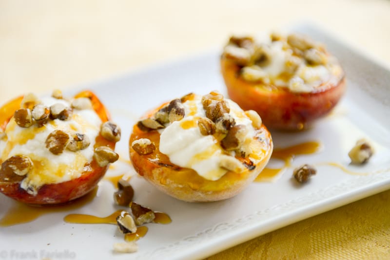 Pesche alla griglia (Grilled Peaches)