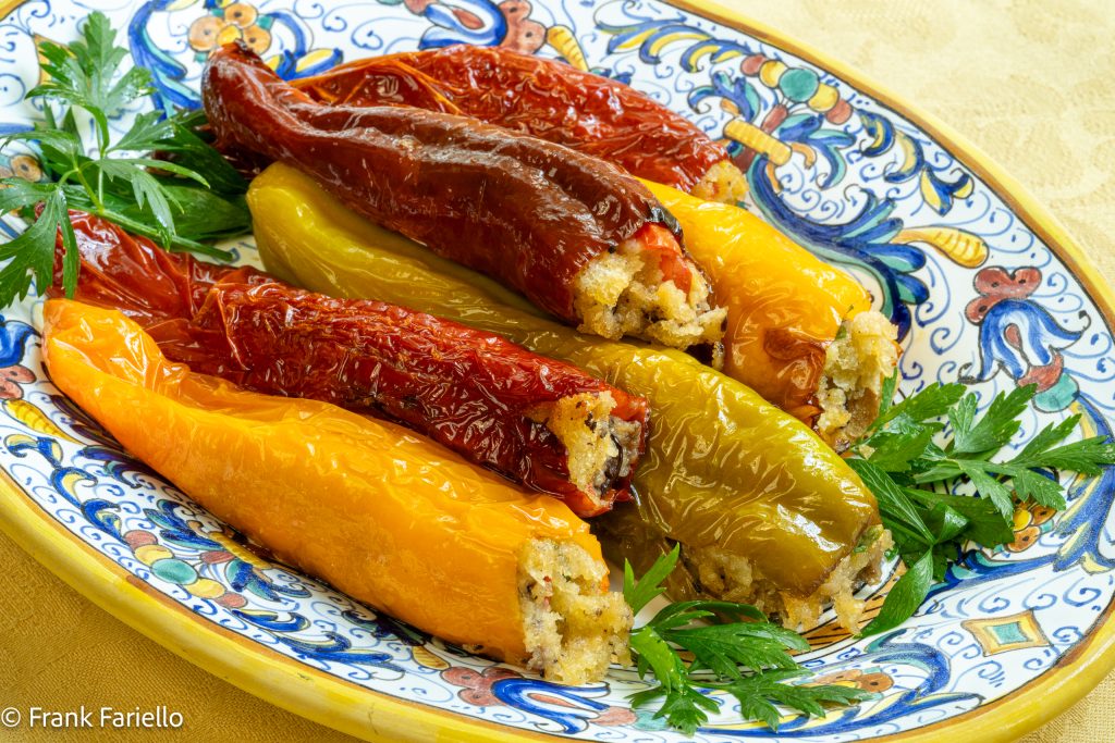 Peperoni imbottiti alla beneventana