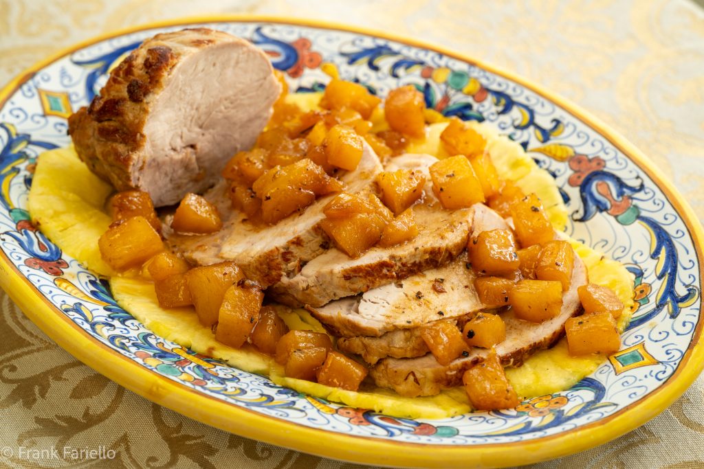 Arista di maiale con l'ananas (Pork Loin with Pineapple)
