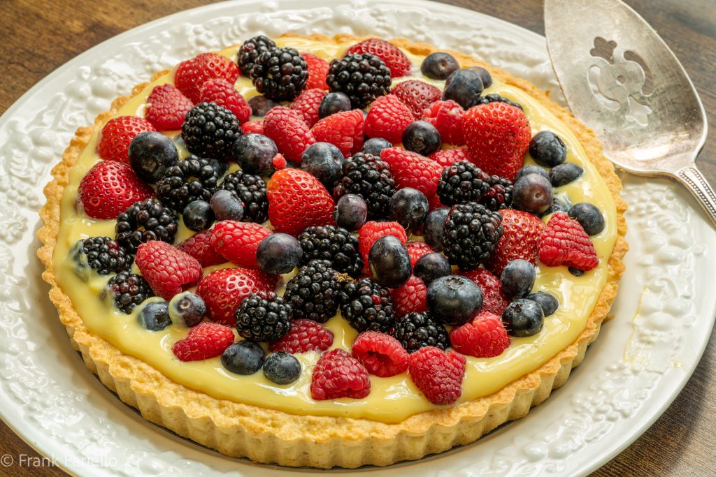 Crostata di frutti di bosco (Mixed Berry Tart)